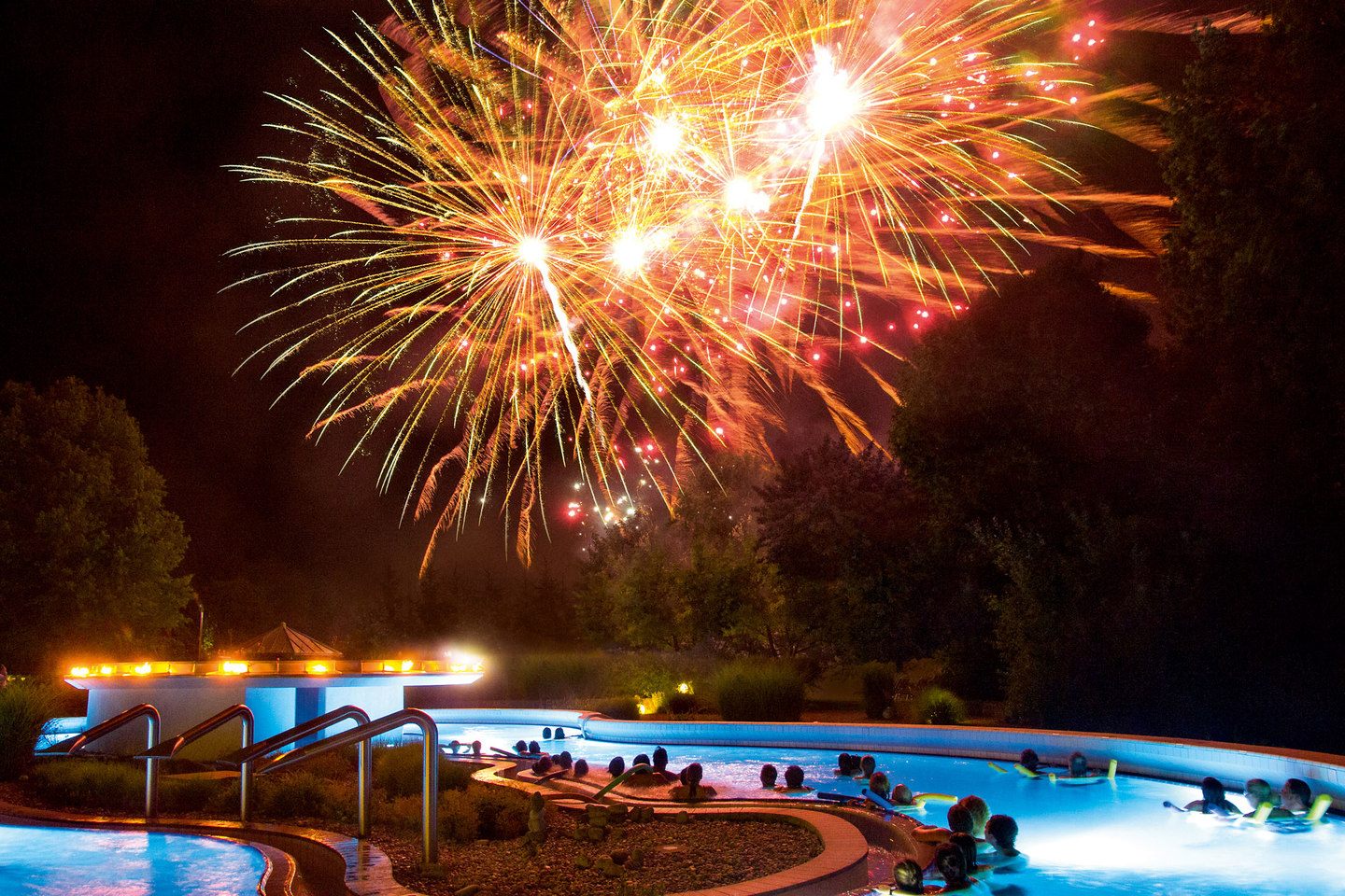 Mondscheinbaden in der Rottal Terme