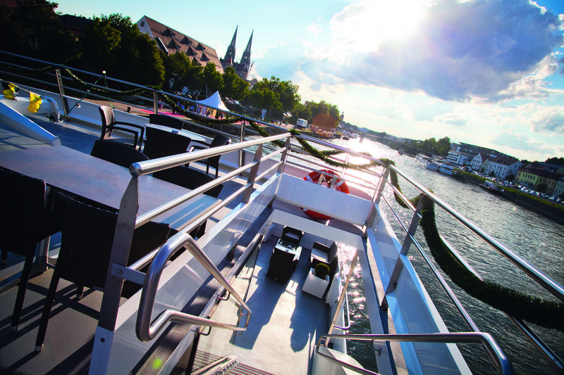 Erlebnisrundfahrt mit dem Kristallschiff - Donauschiff